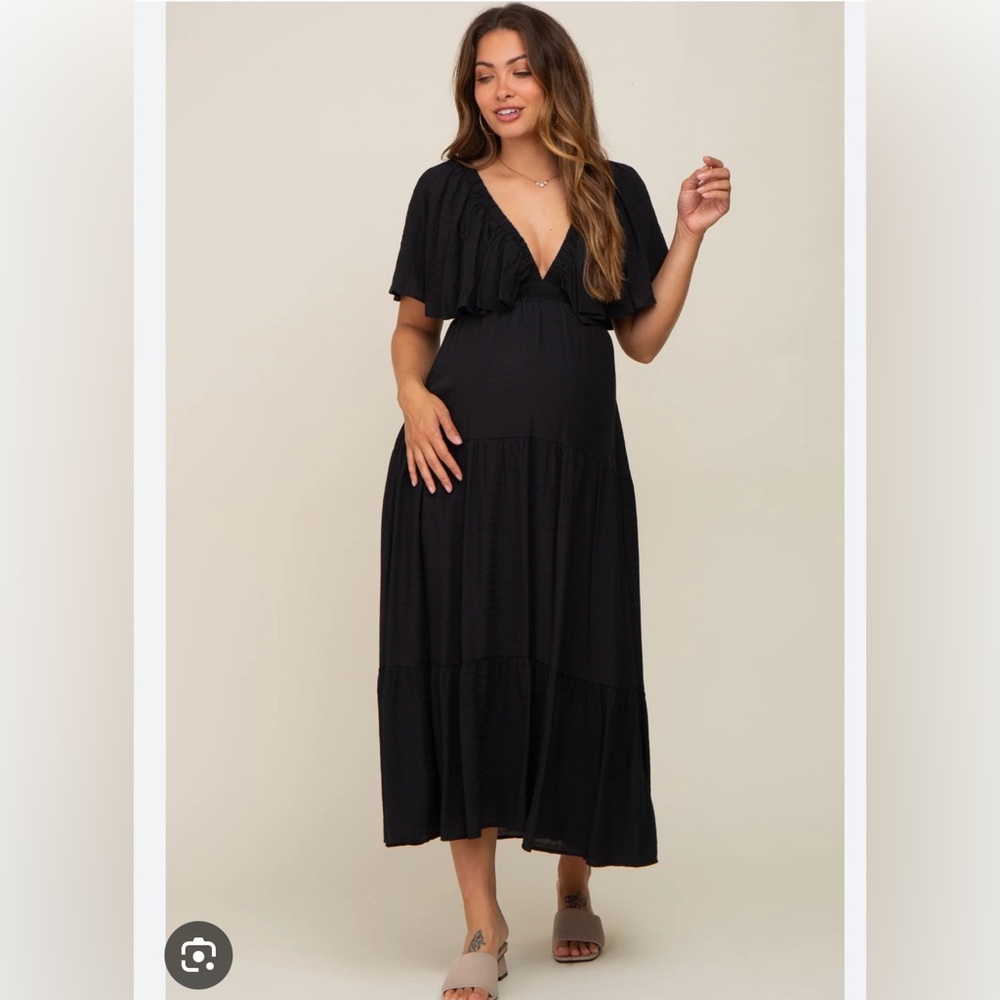 NWOT Black Textured Stripe Deep V-Neck Layered Sleeve Maternity Maxi Dress